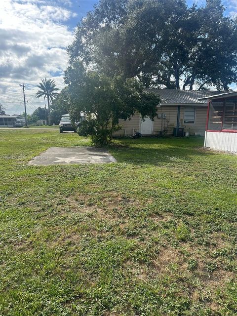 A home in Clewiston