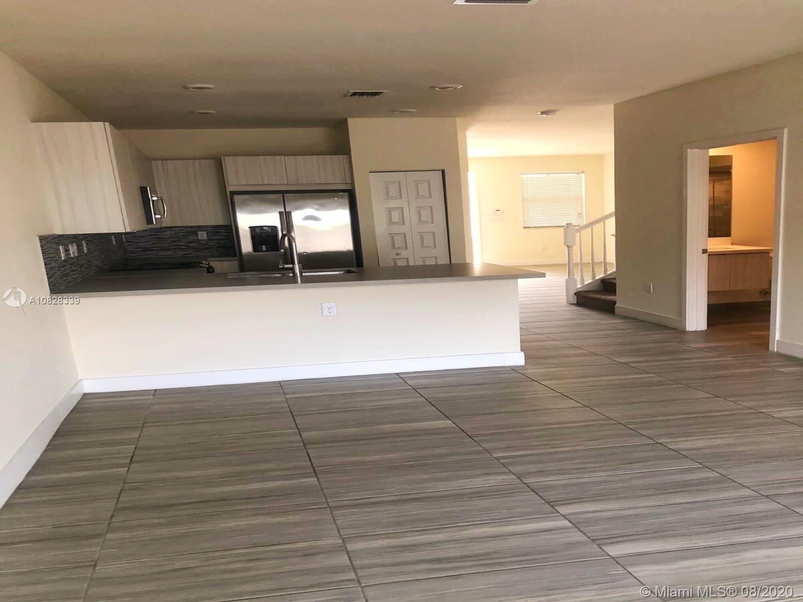 GRAND BAY NORTH - Residential