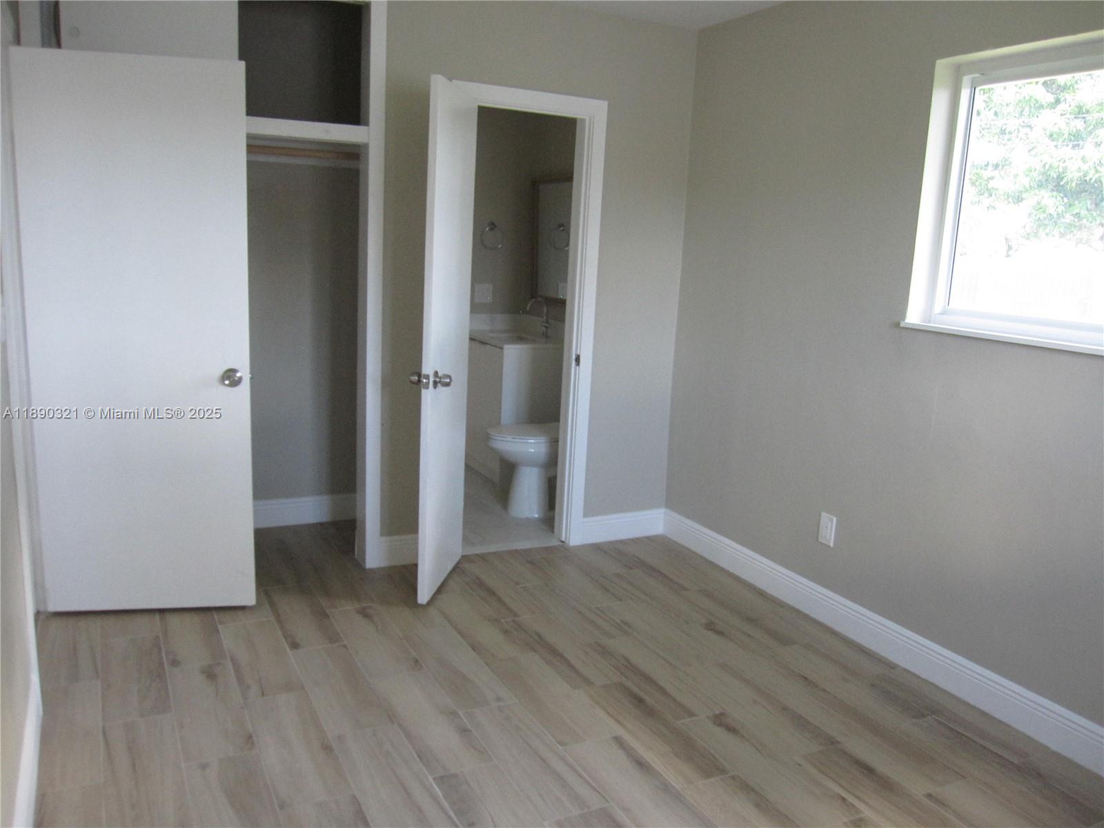 LAKE FOREST SEC 4 - Residential Lease