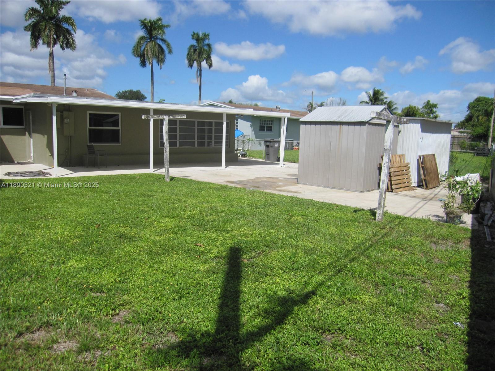 LAKE FOREST SEC 4 - Residential Lease