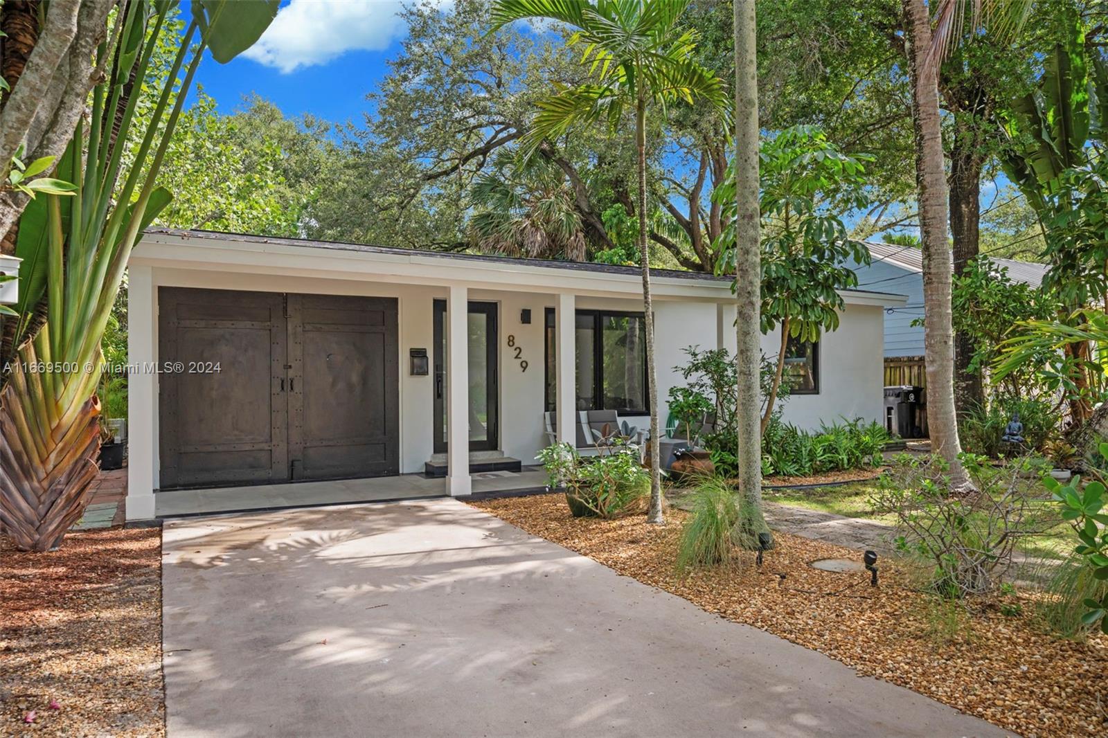 Sailboat bend - Residential