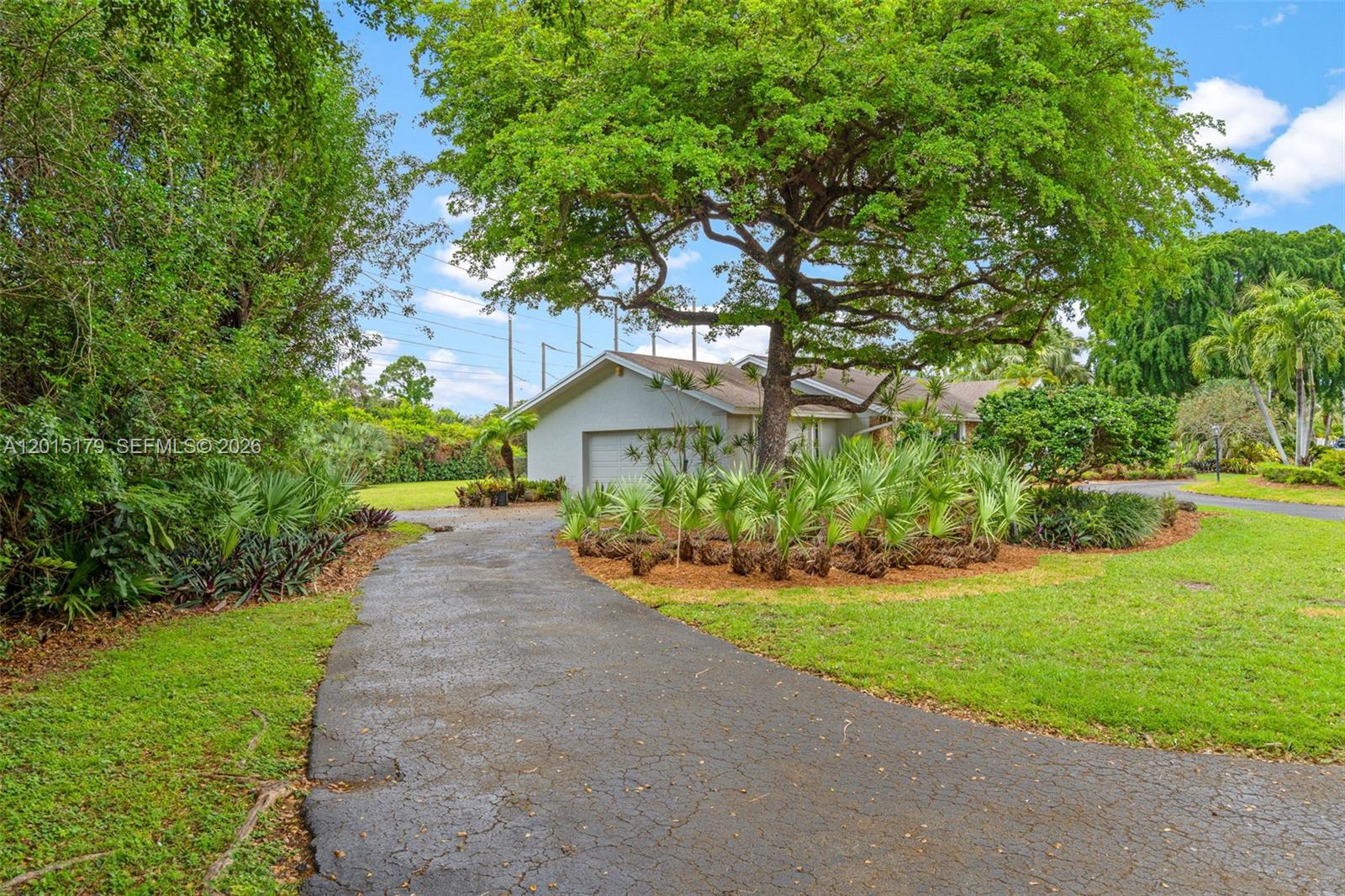 WOODS OF PINE ESTATES - Residential