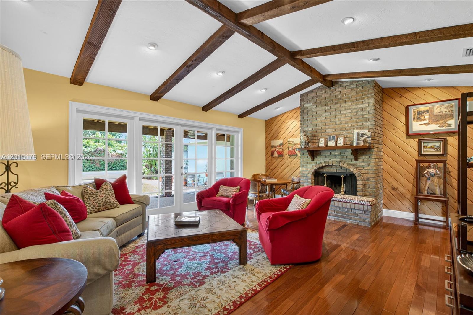 WOODS OF PINE ESTATES - Residential