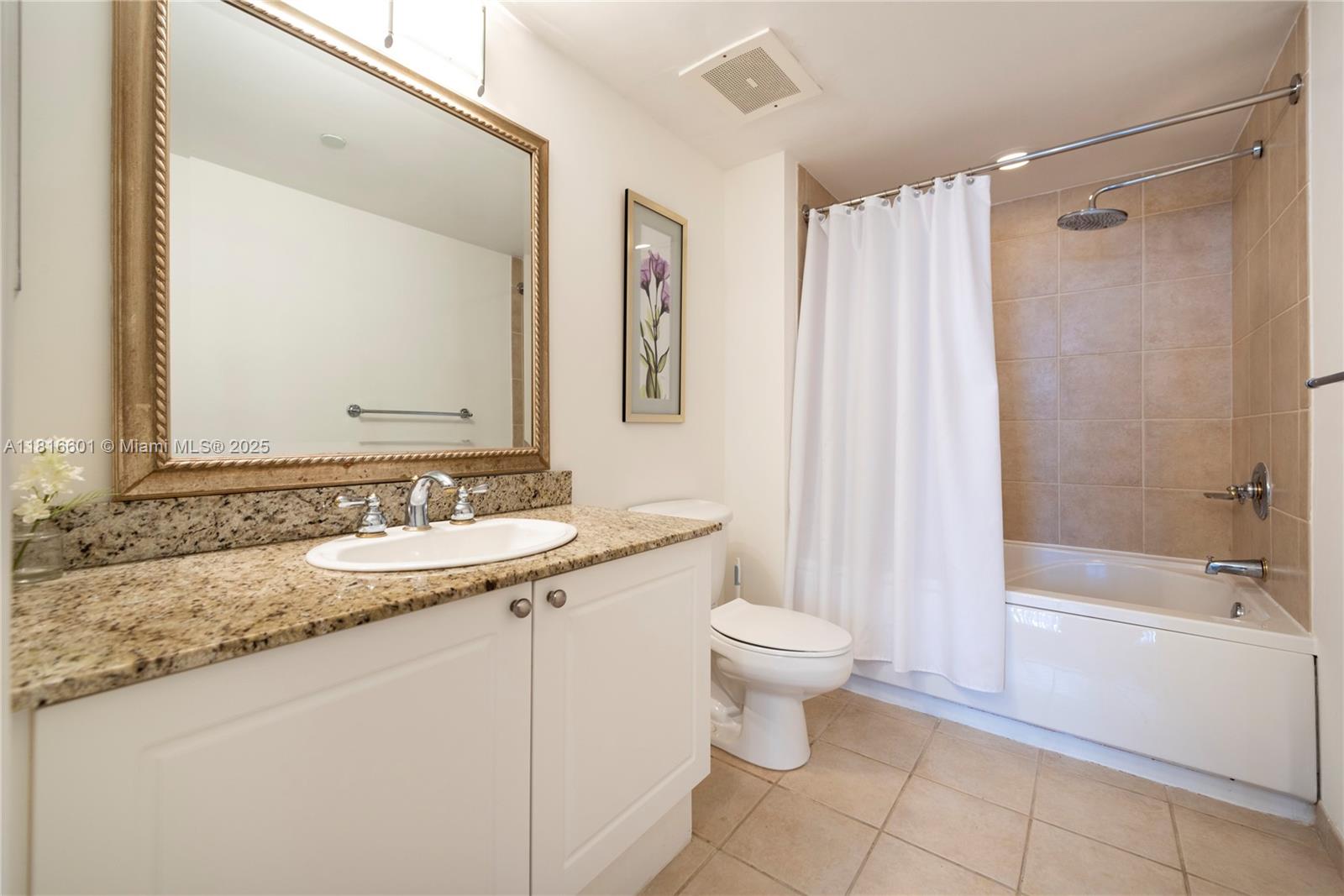 TURNBERRY ON THE GREEN CO - Residential Lease