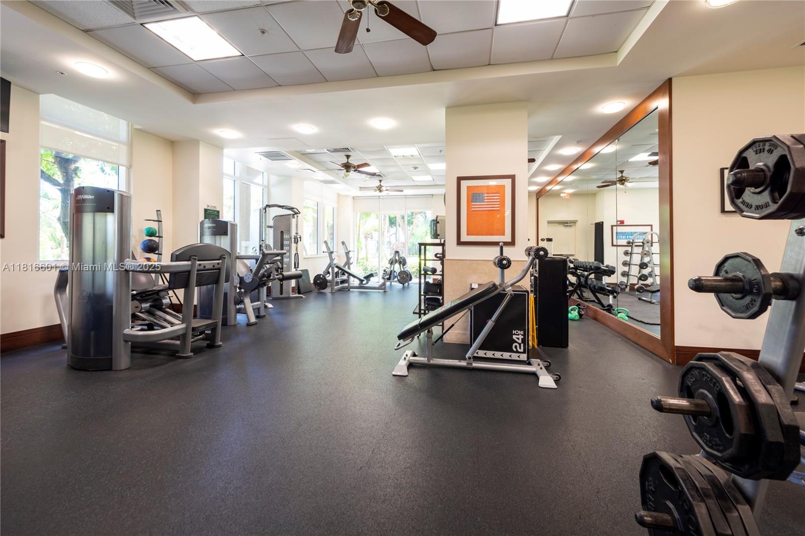 TURNBERRY ON THE GREEN CO - Residential Lease