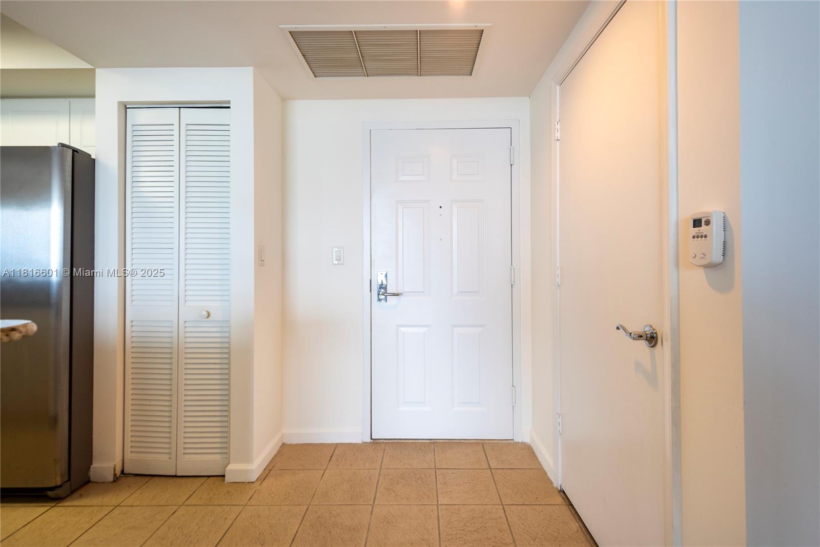 TURNBERRY ON THE GREEN CO - Residential Lease