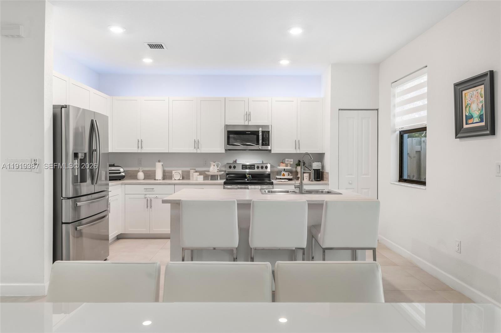 PINE ISLE - Residential