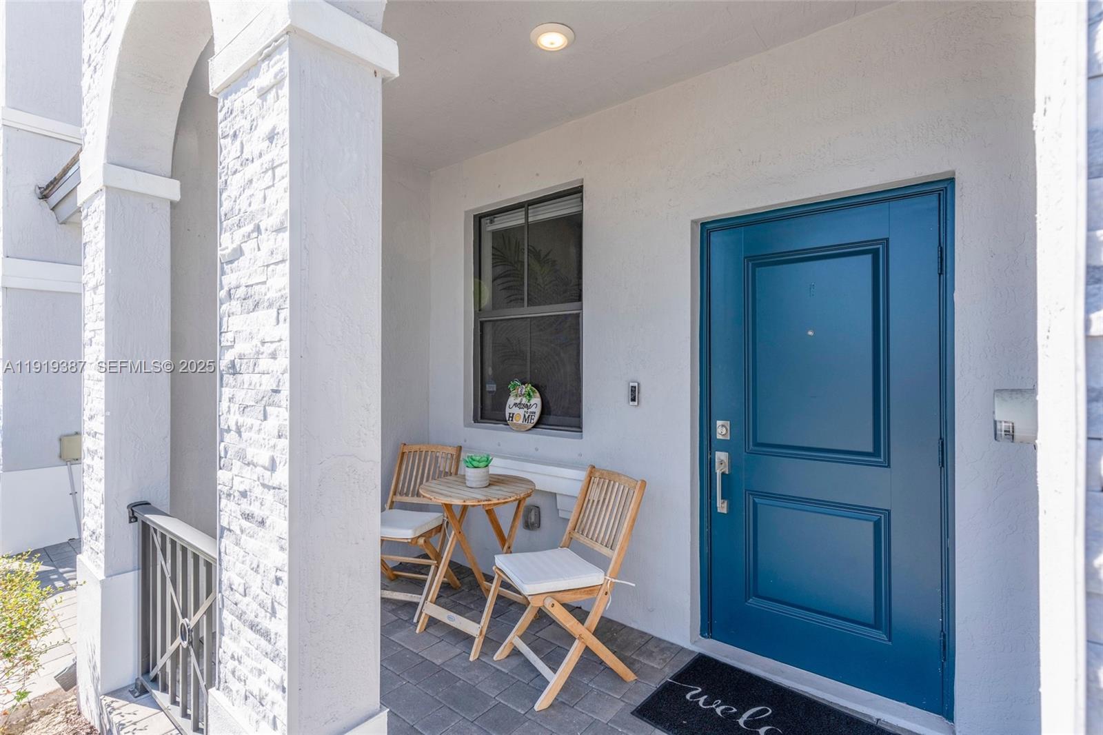 PINE ISLE - Residential