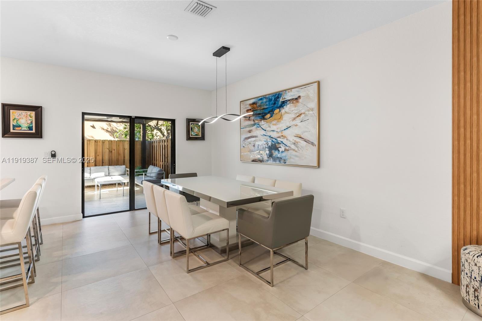 PINE ISLE - Residential