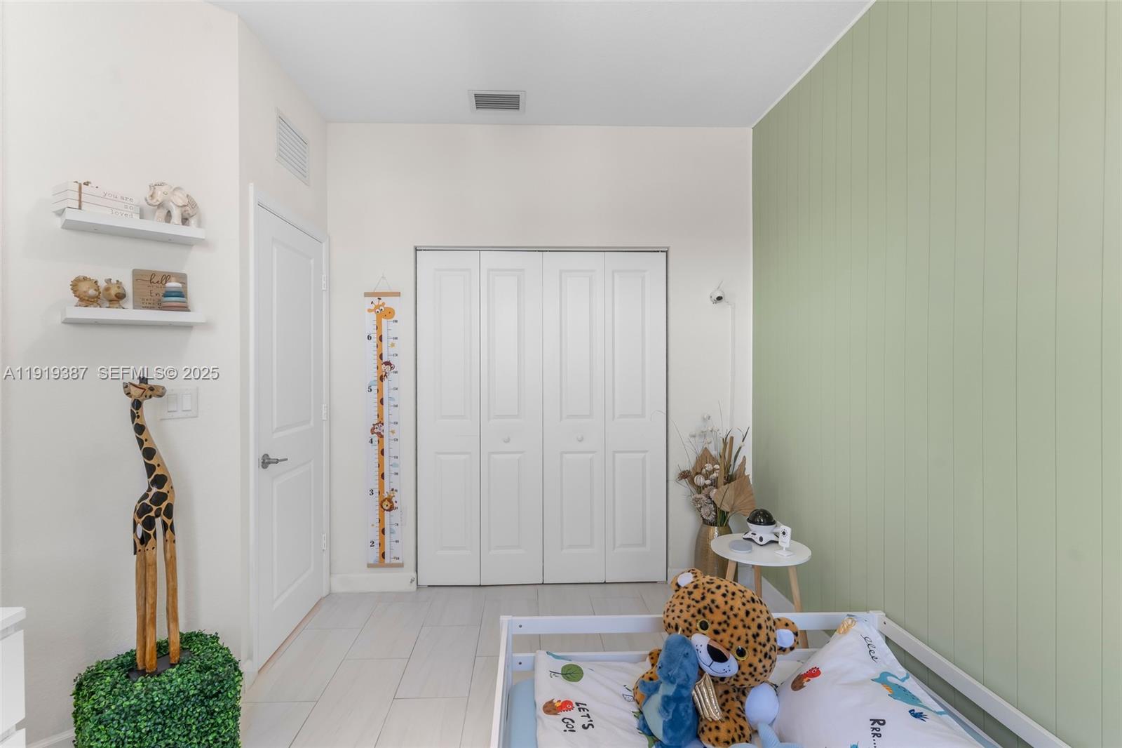 PINE ISLE - Residential