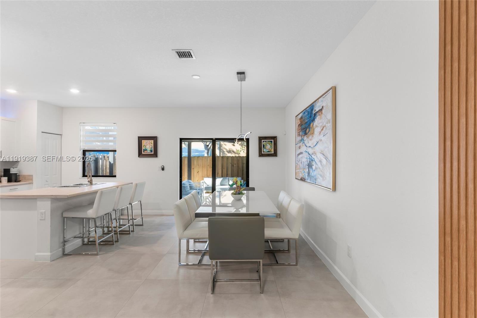 PINE ISLE - Residential