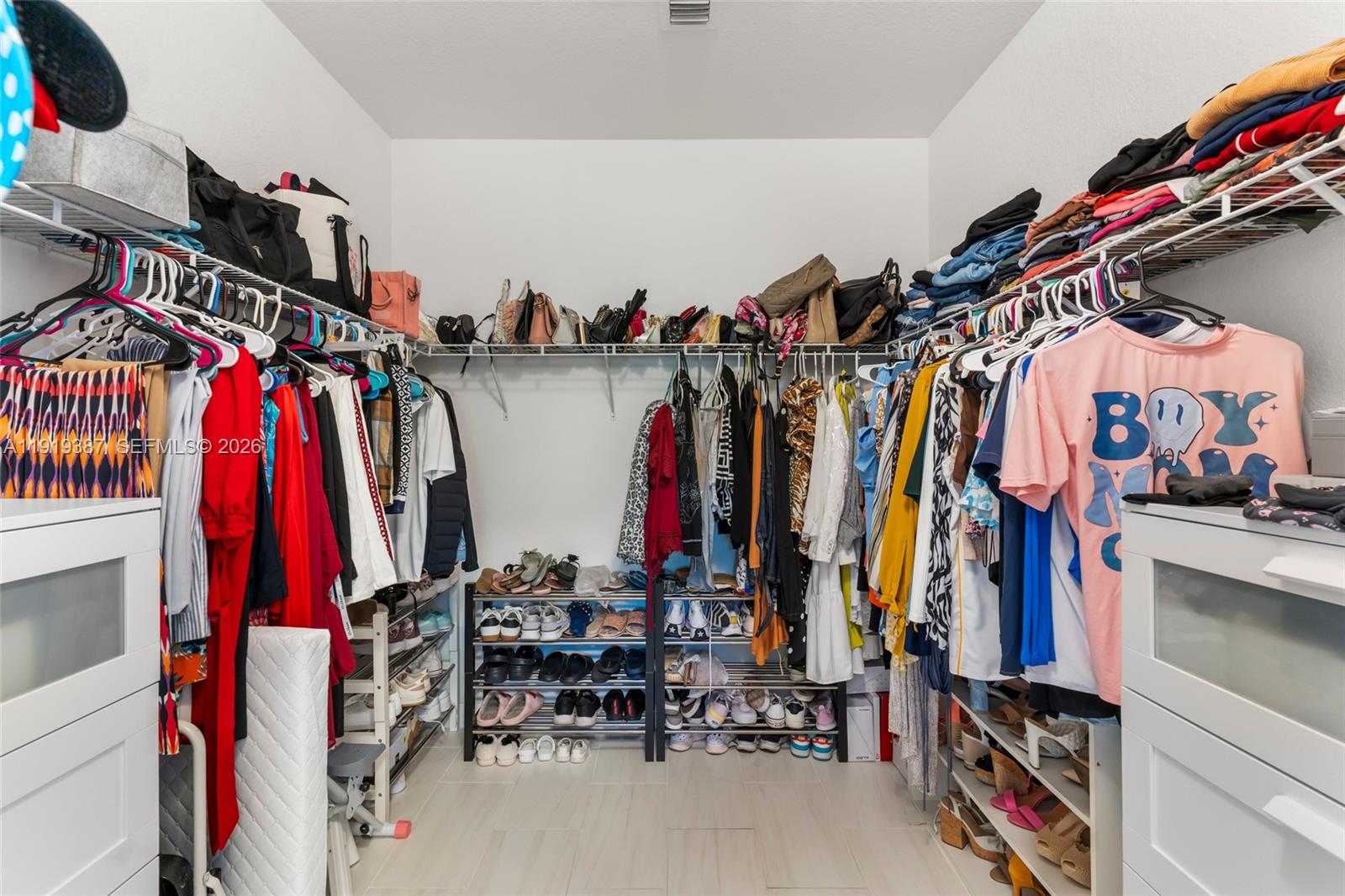 PINE ISLE - Residential