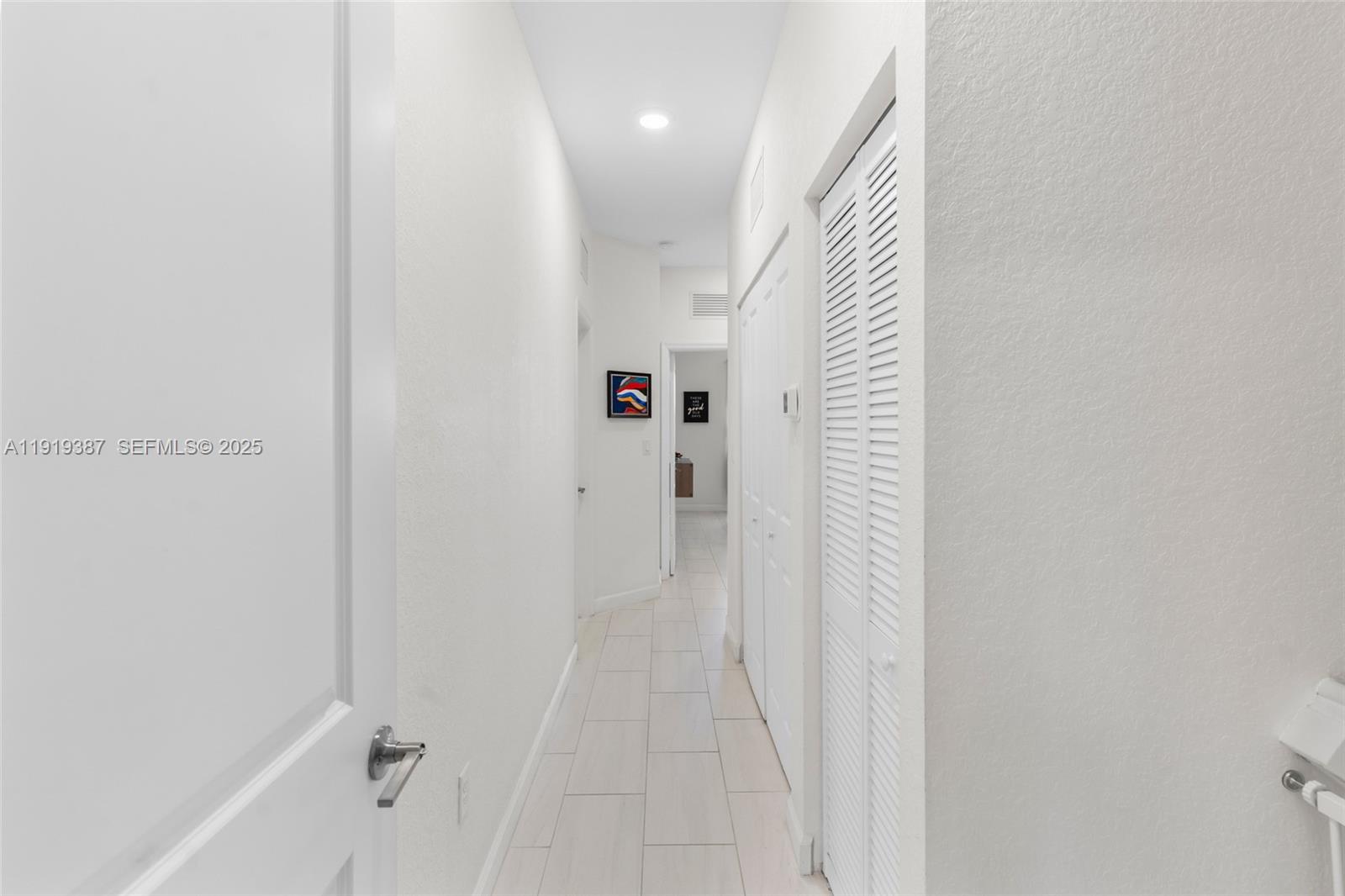 PINE ISLE - Residential