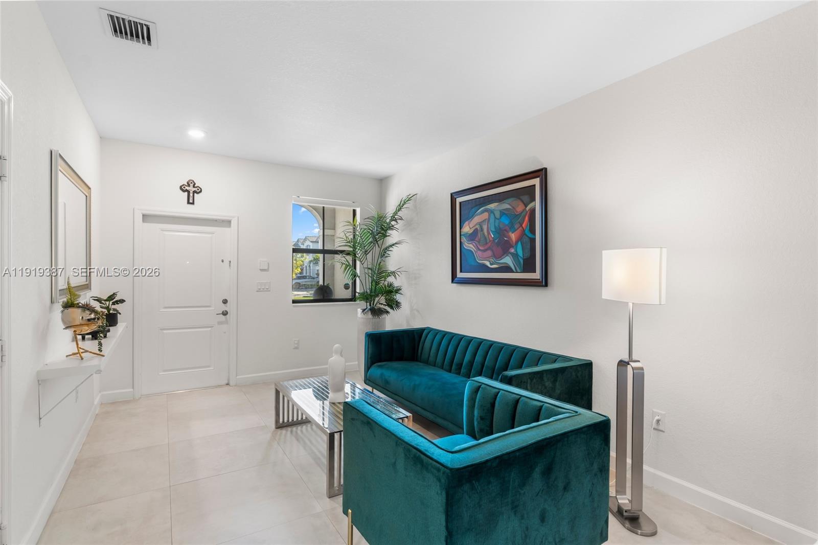 PINE ISLE - Residential