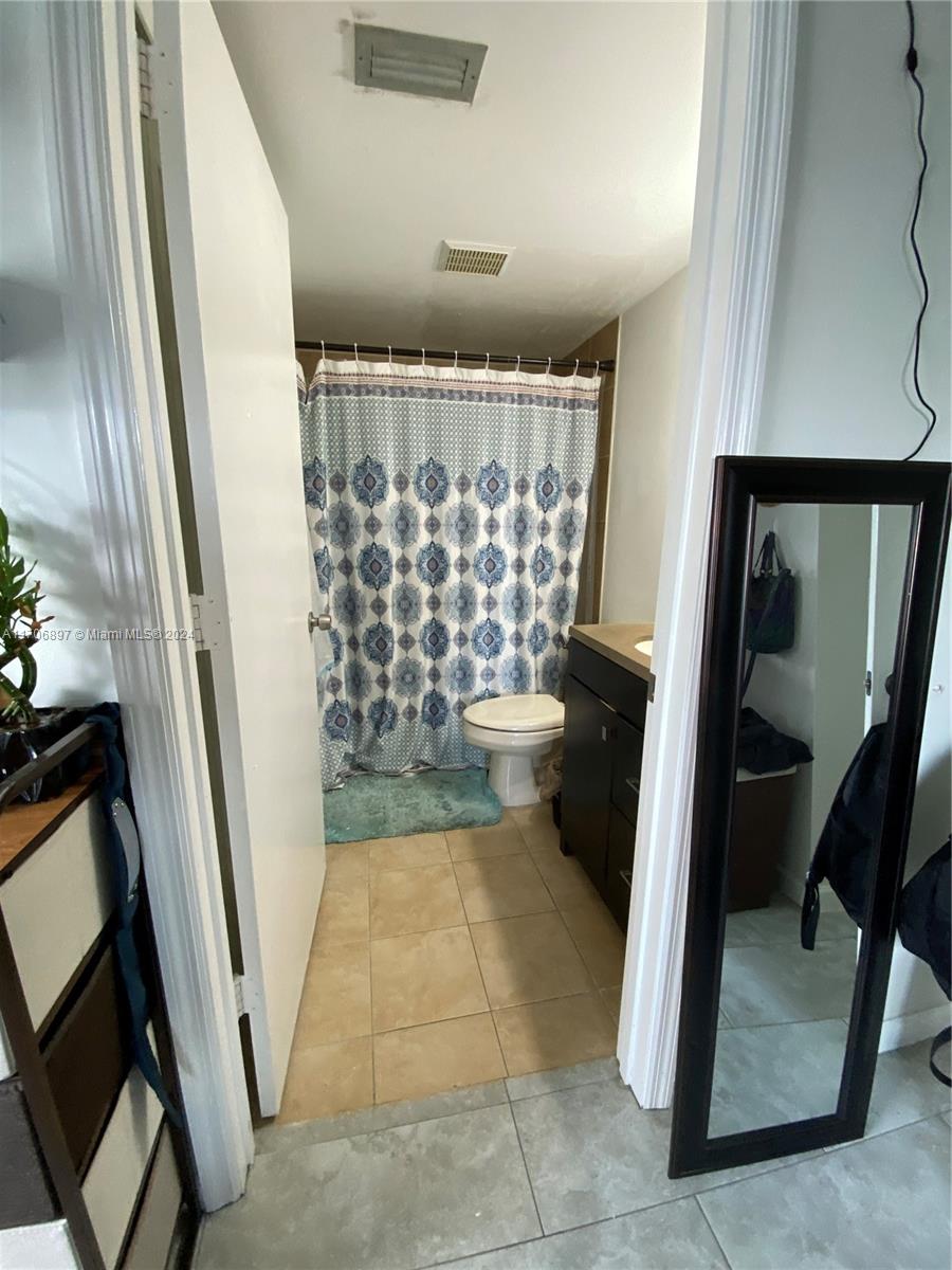 PALM CLUB VILLAGE I CONDO - Residential