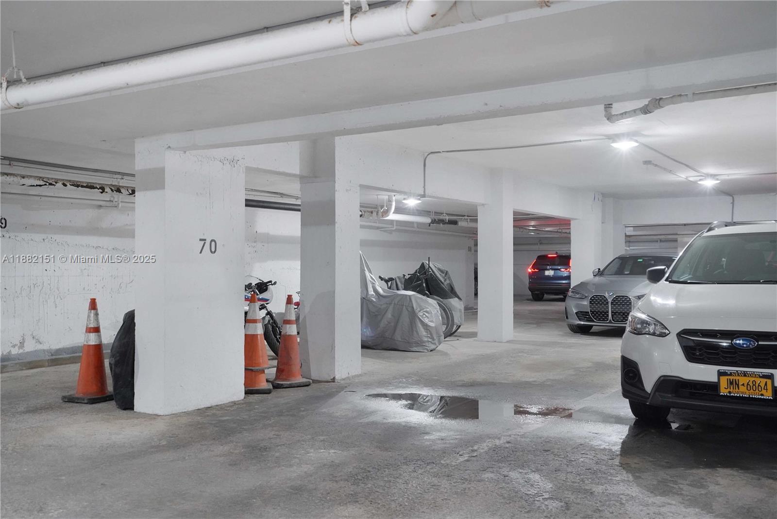 BAYVIEW TERR CONDO - Residential