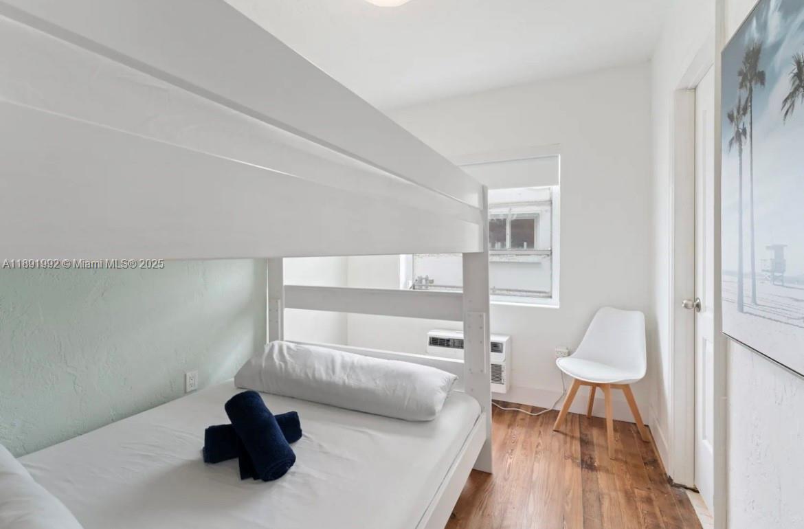 ALTOS DEL MAR NO 3 - Residential Lease