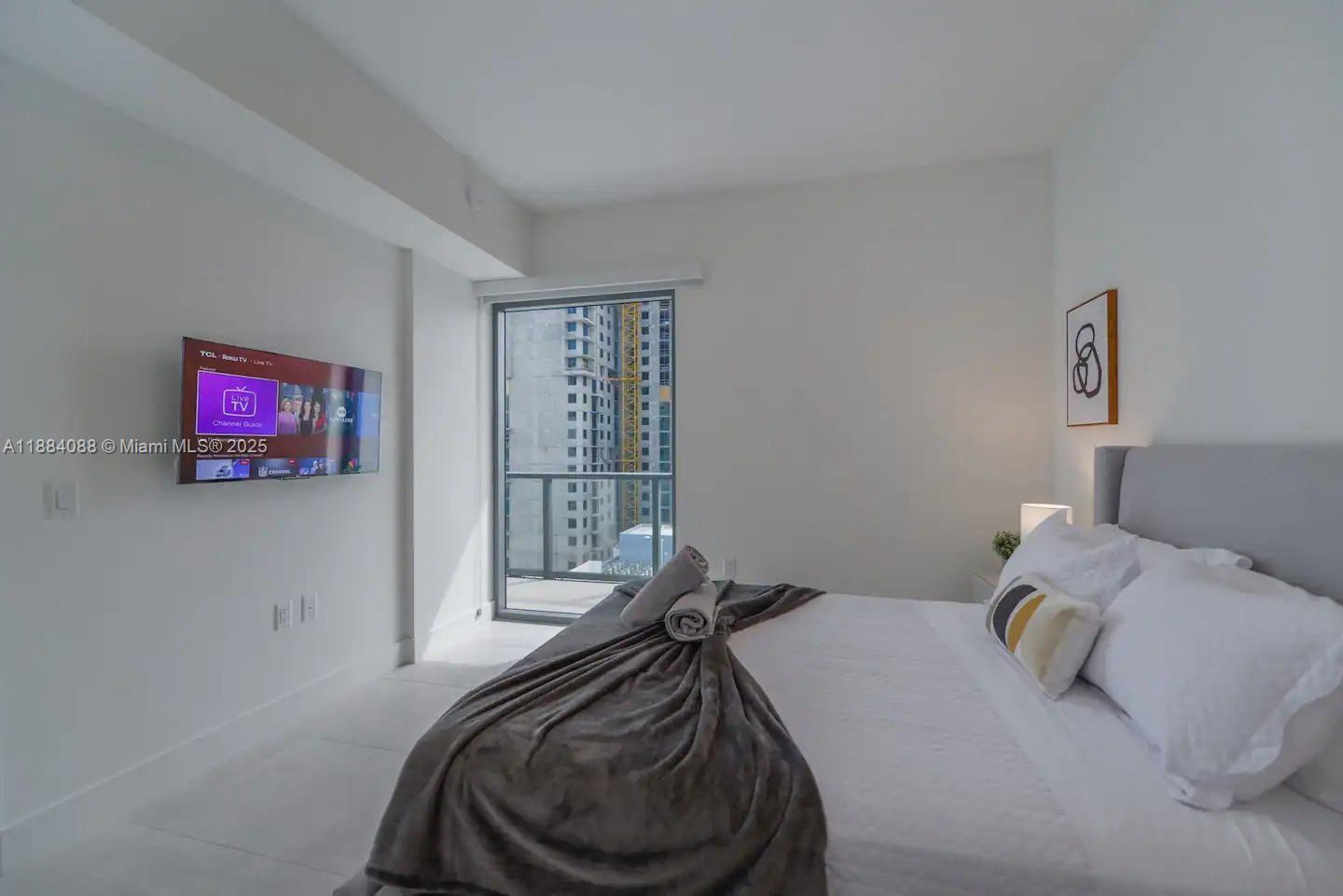 SMAERT BRICKELL CONDO - Residential