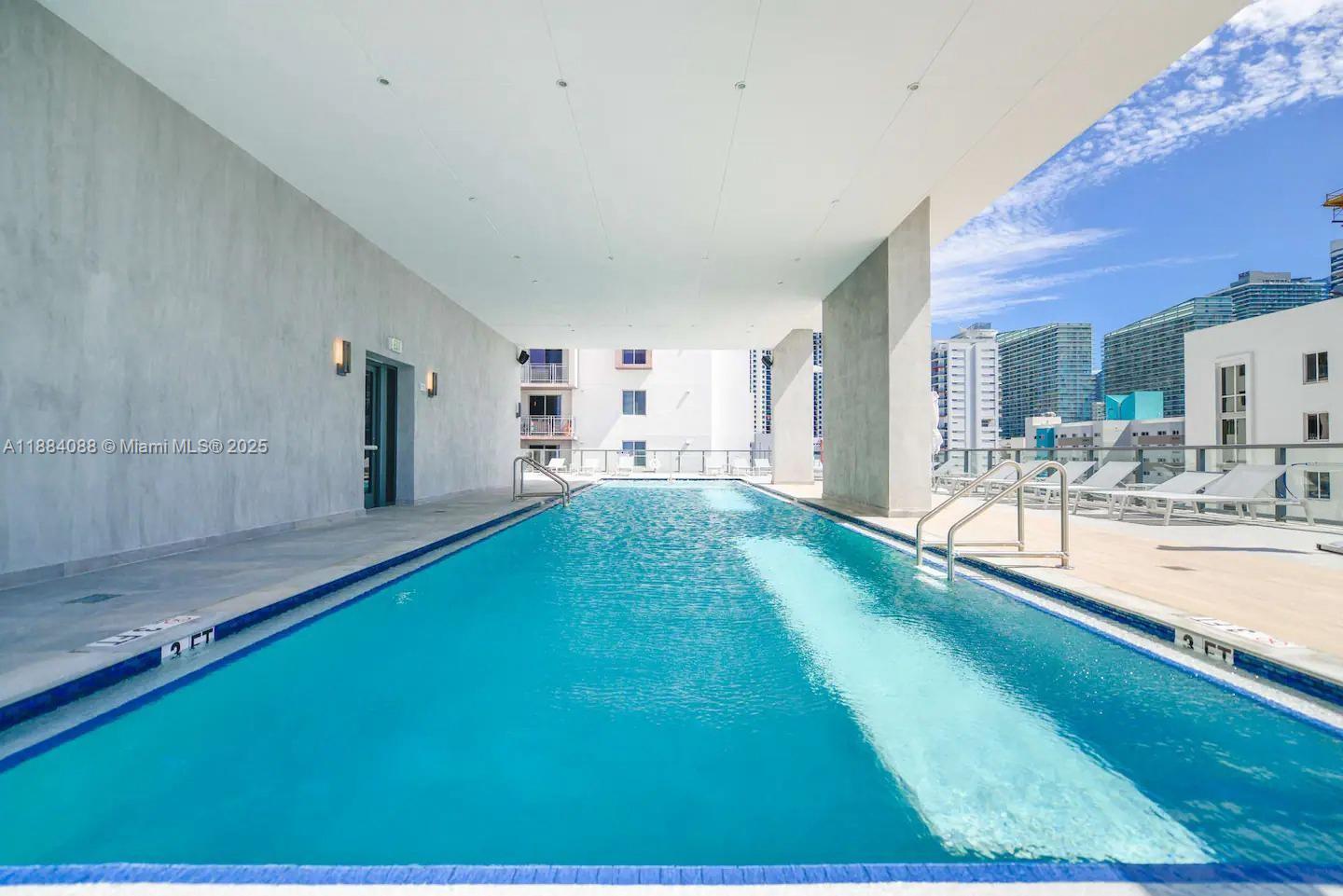 SMAERT BRICKELL CONDO - Residential