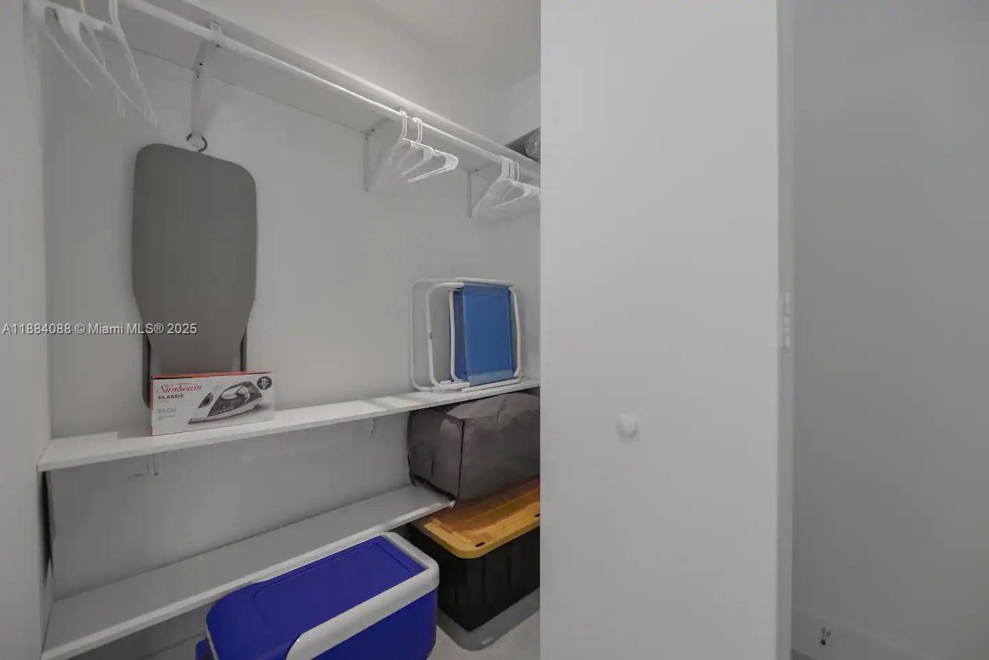 SMAERT BRICKELL CONDO - Residential