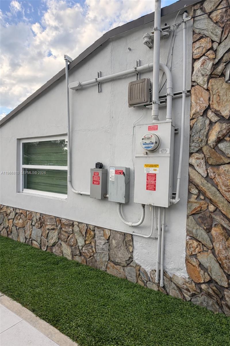 COLUMBIA PARK CORR PL - Residential