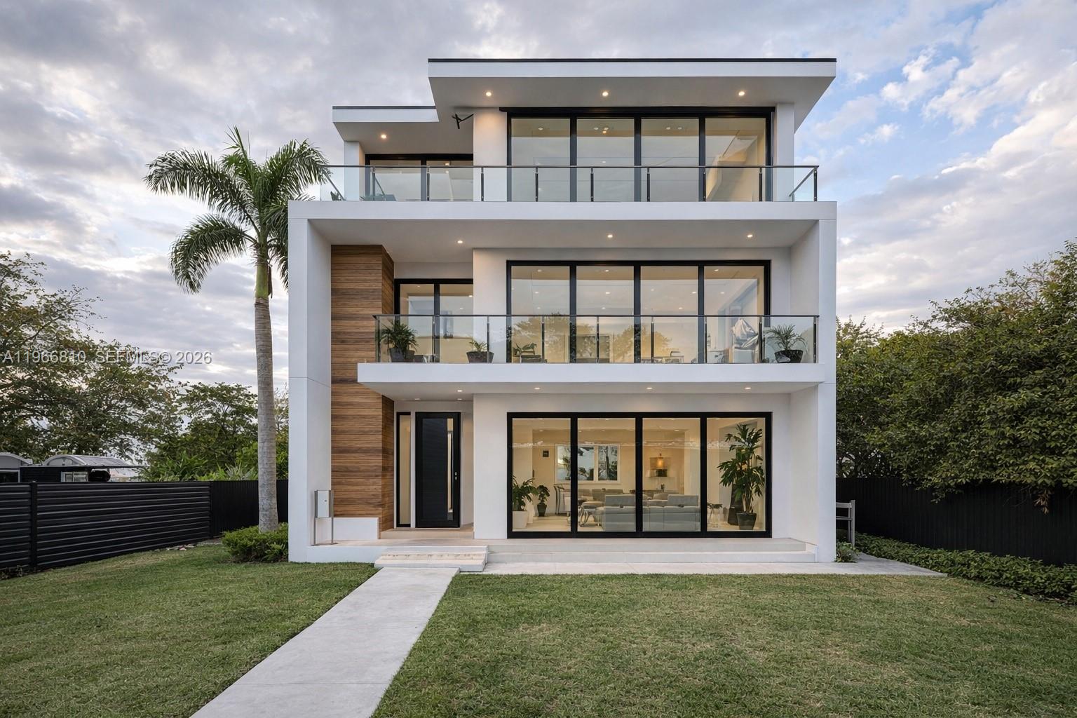 COLUMBIA PARK CORR PL - Residential