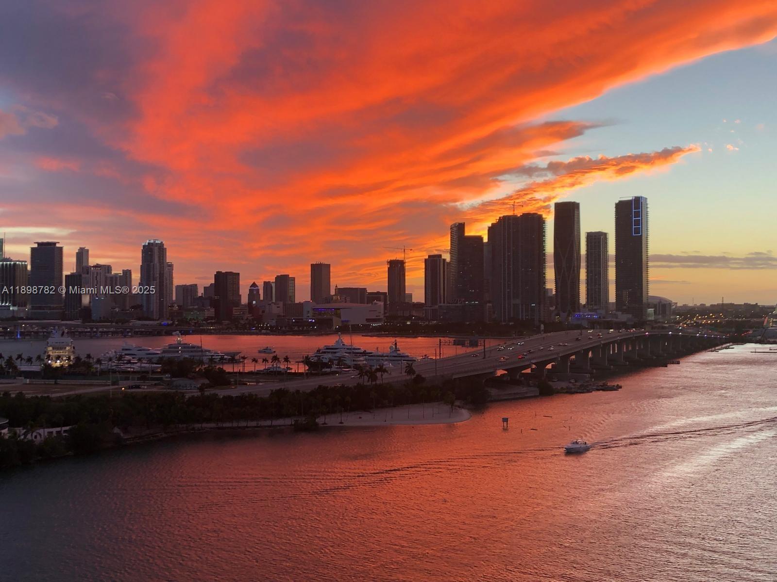 ONE THOUSAND VENETIAN WAY - Residential Lease