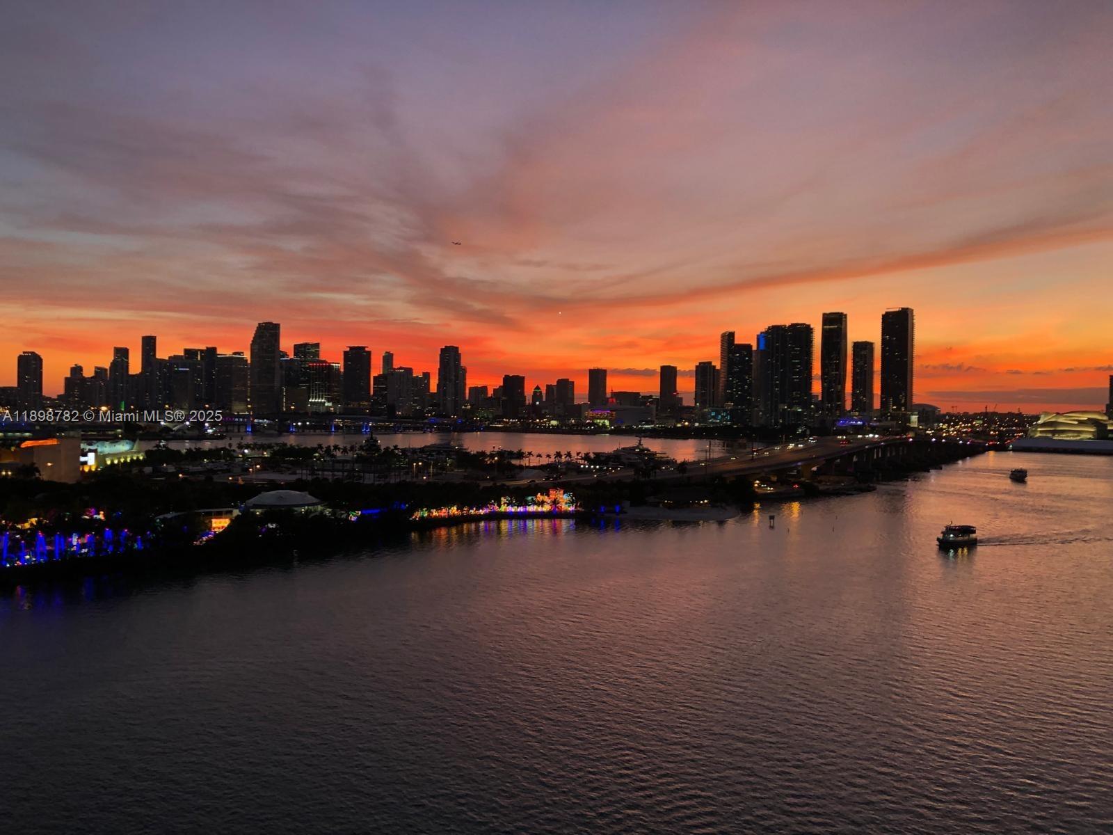 ONE THOUSAND VENETIAN WAY - Residential Lease