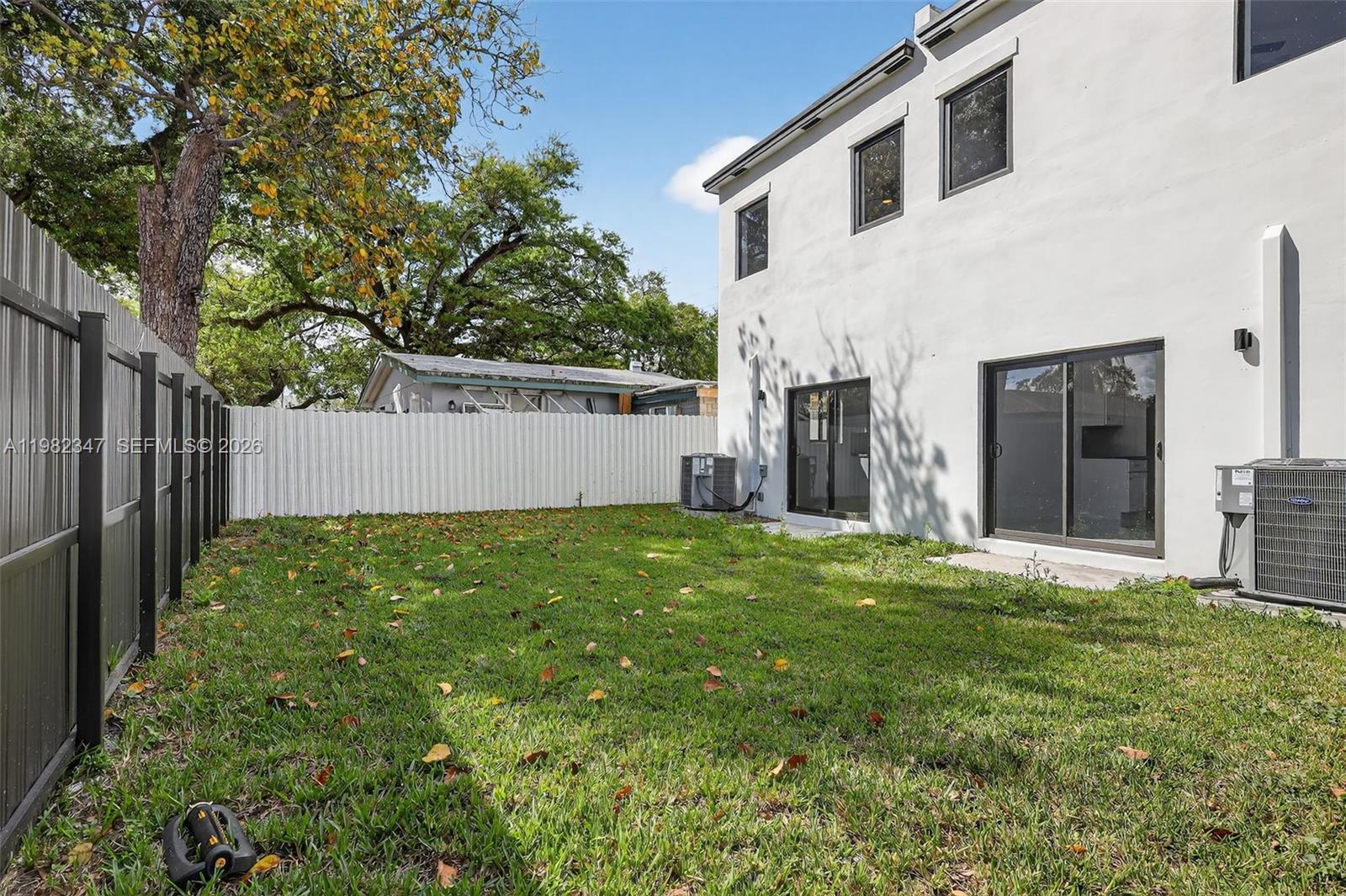 LAURAVILLE GARDENS - Residential