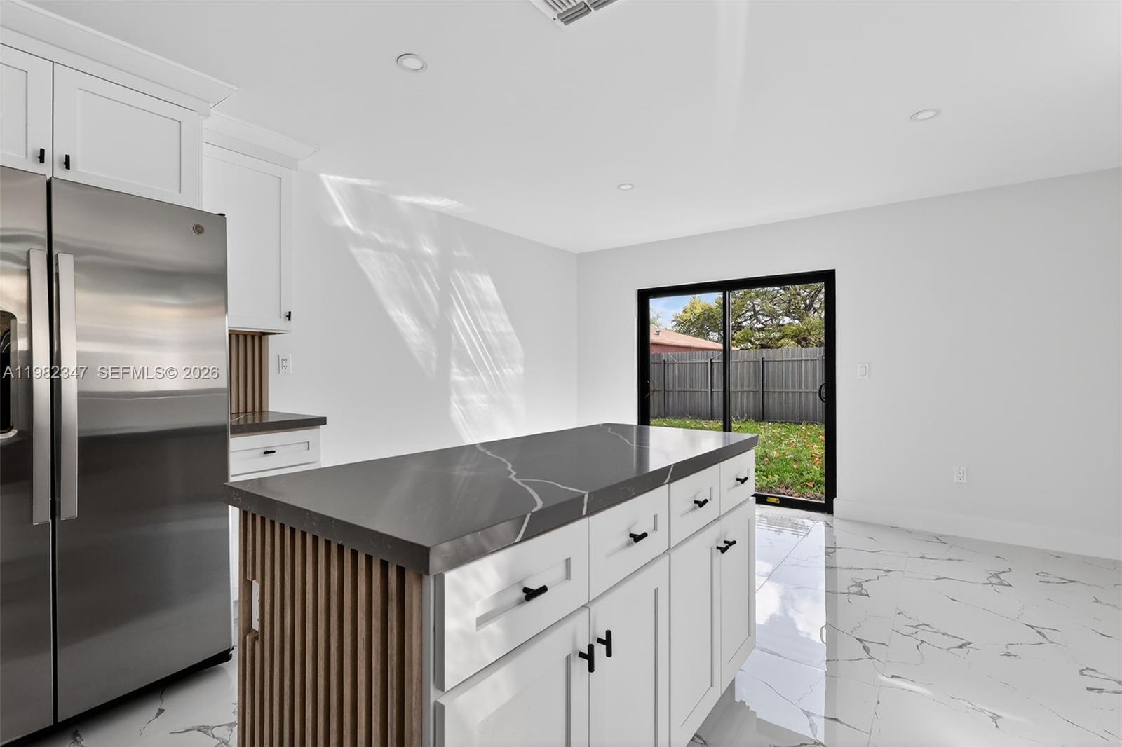 LAURAVILLE GARDENS - Residential