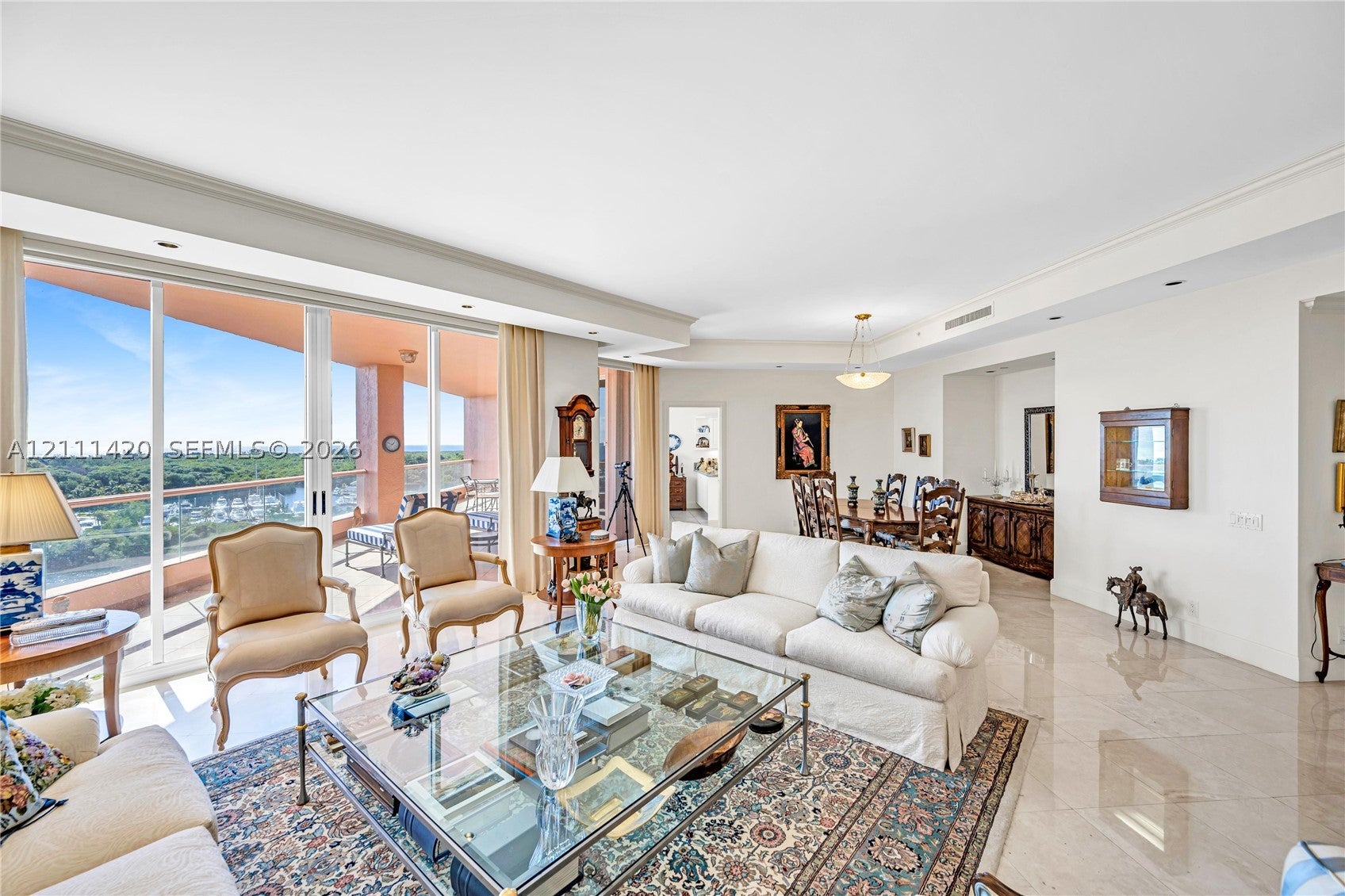 10 Edgewater Dr 10E