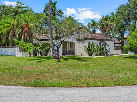 Tiny photo for 15491 SW 153rd St, Miami, FL 33187 (MLS # A12048212)