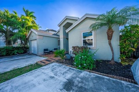 15568 SW 138th Pl Miami FL 33177