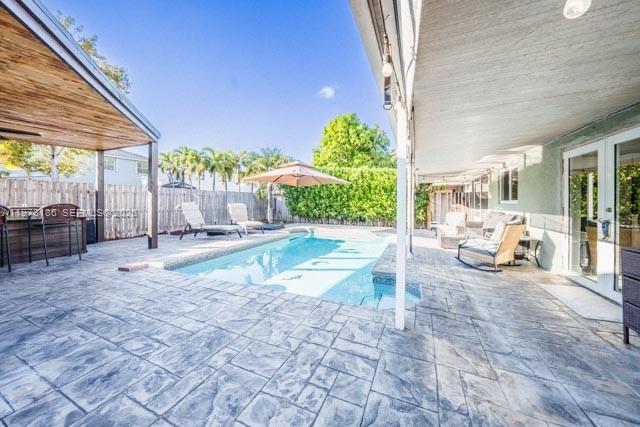 ROGER HOMES - Residential