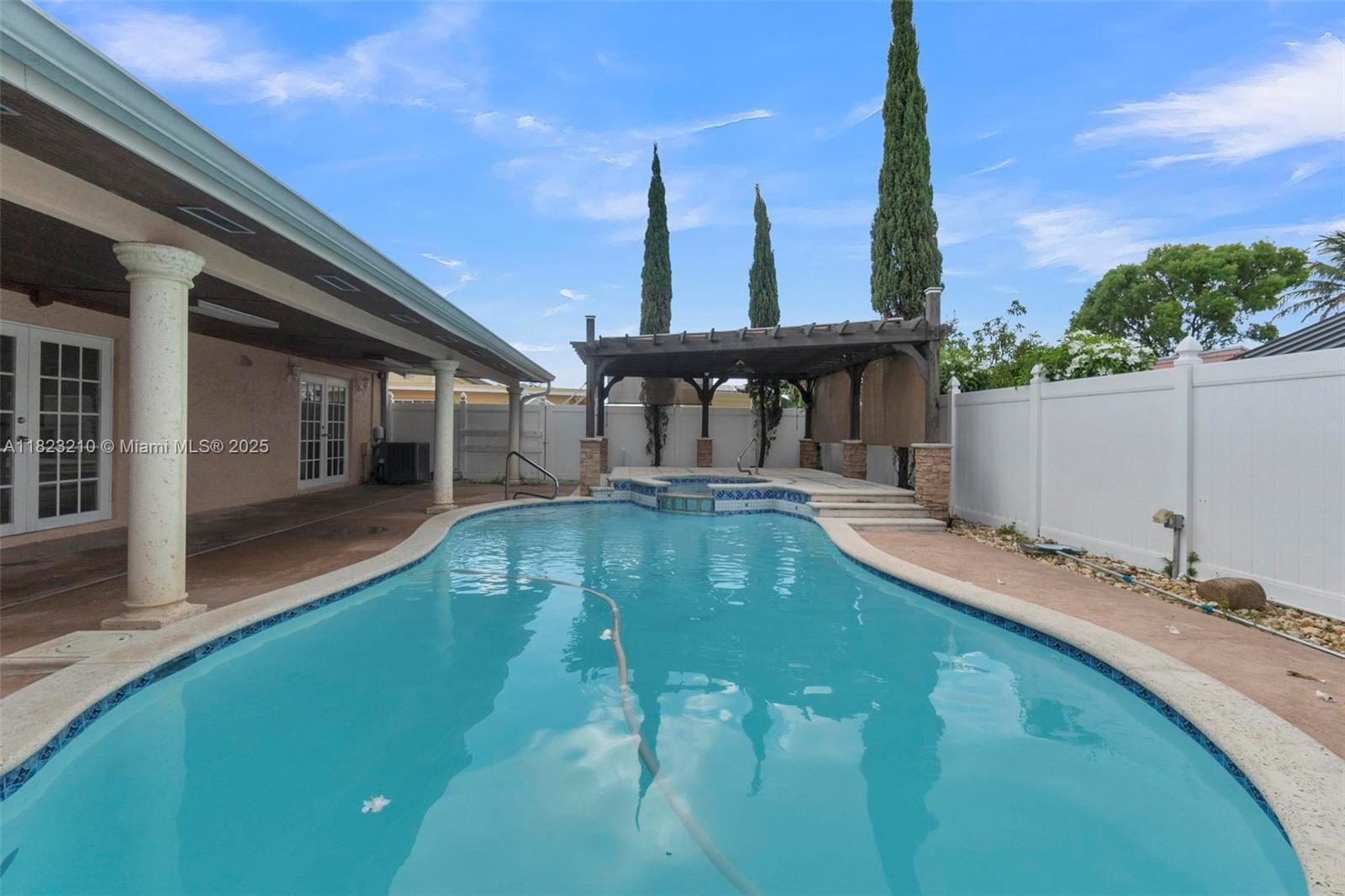 12440 SW 207th Ter