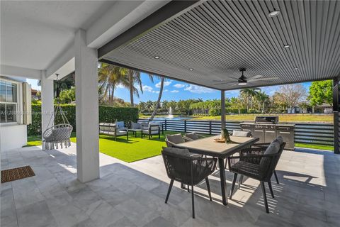 14961 SW 17th Ln Miami FL 33185