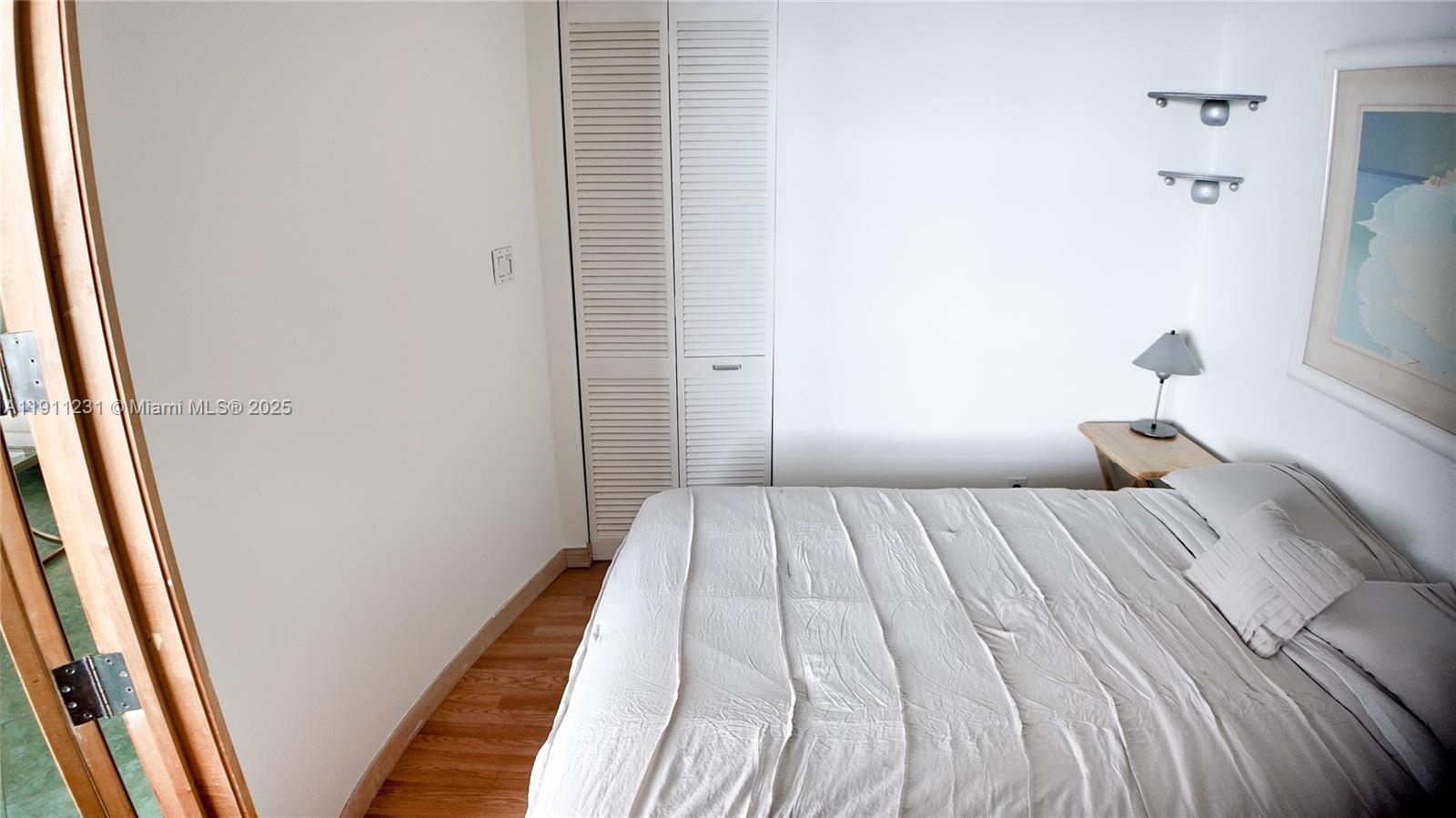 THE DECOPLAGE CONDO - Residential Lease