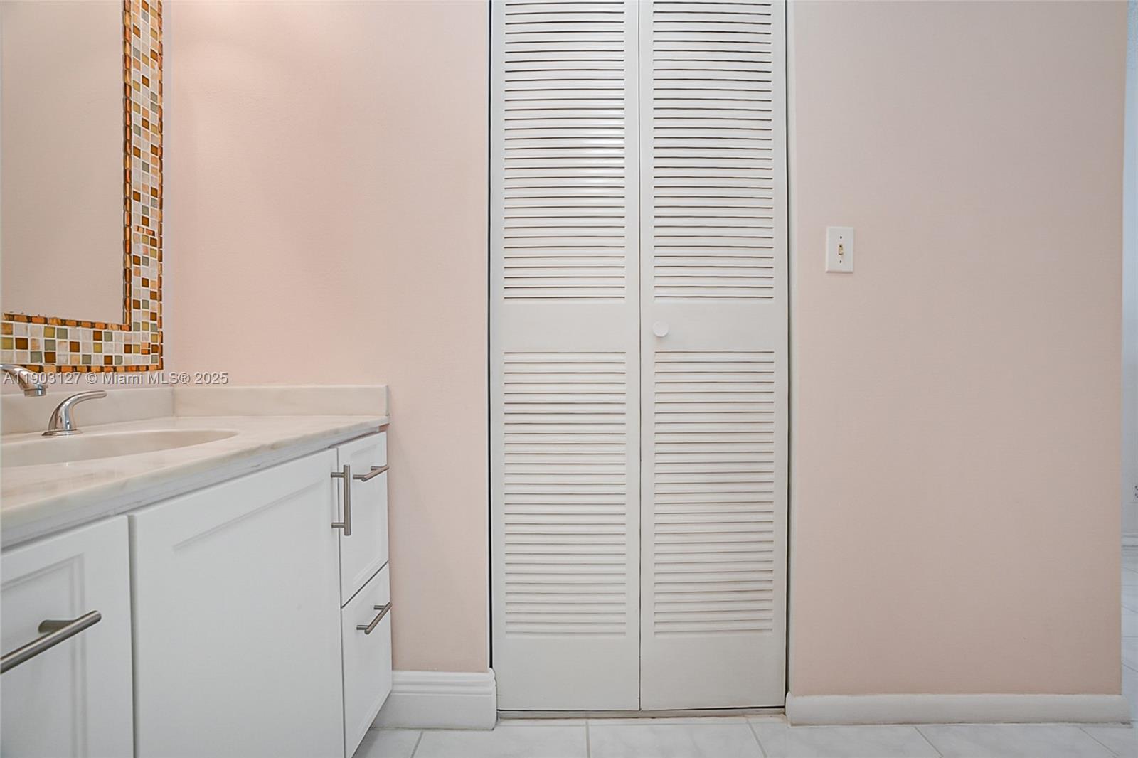 GREENS OF INVERRARY PHASE - Residential