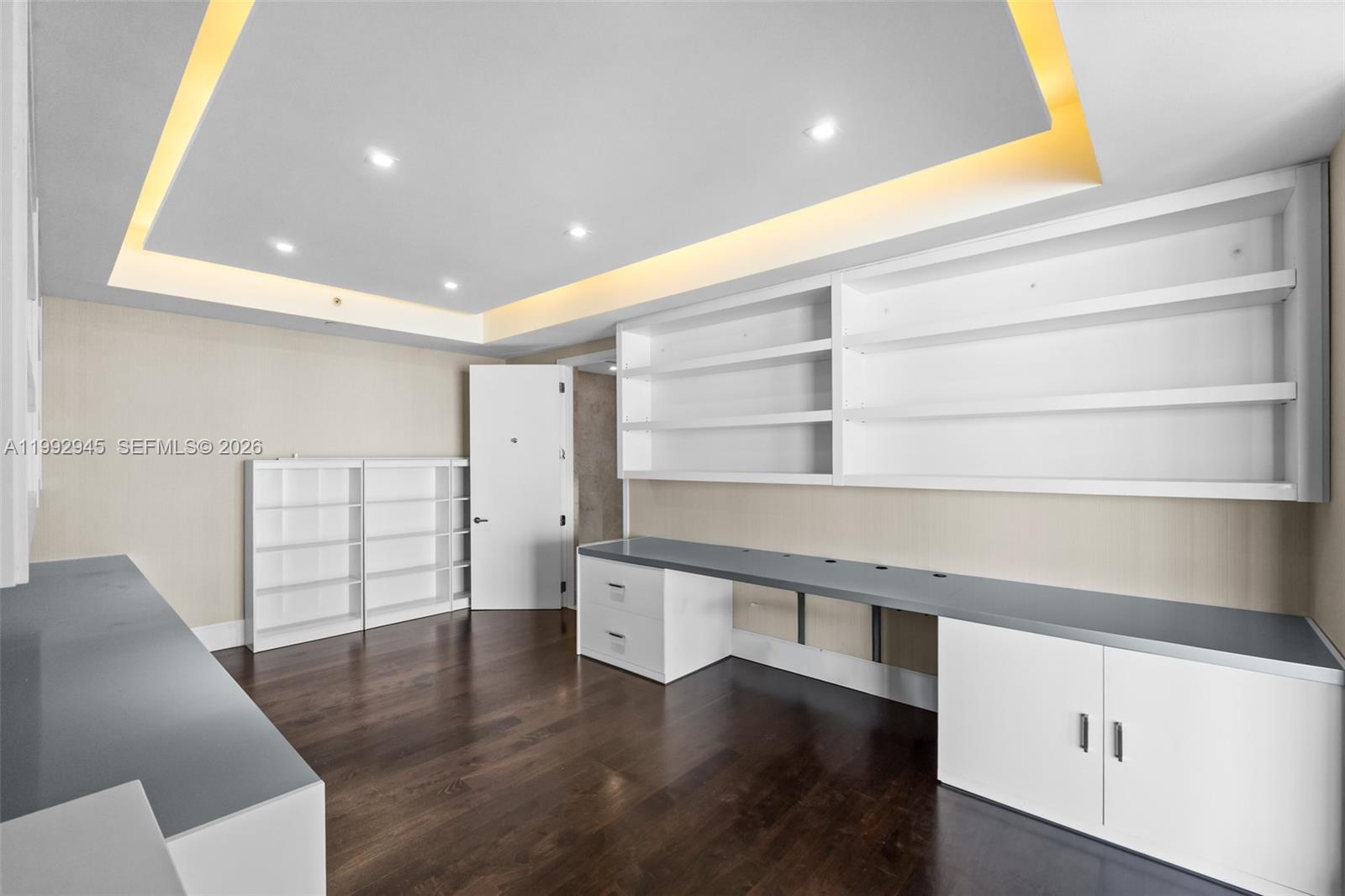 BAL HARBOUR CENTER CONDO - Residential