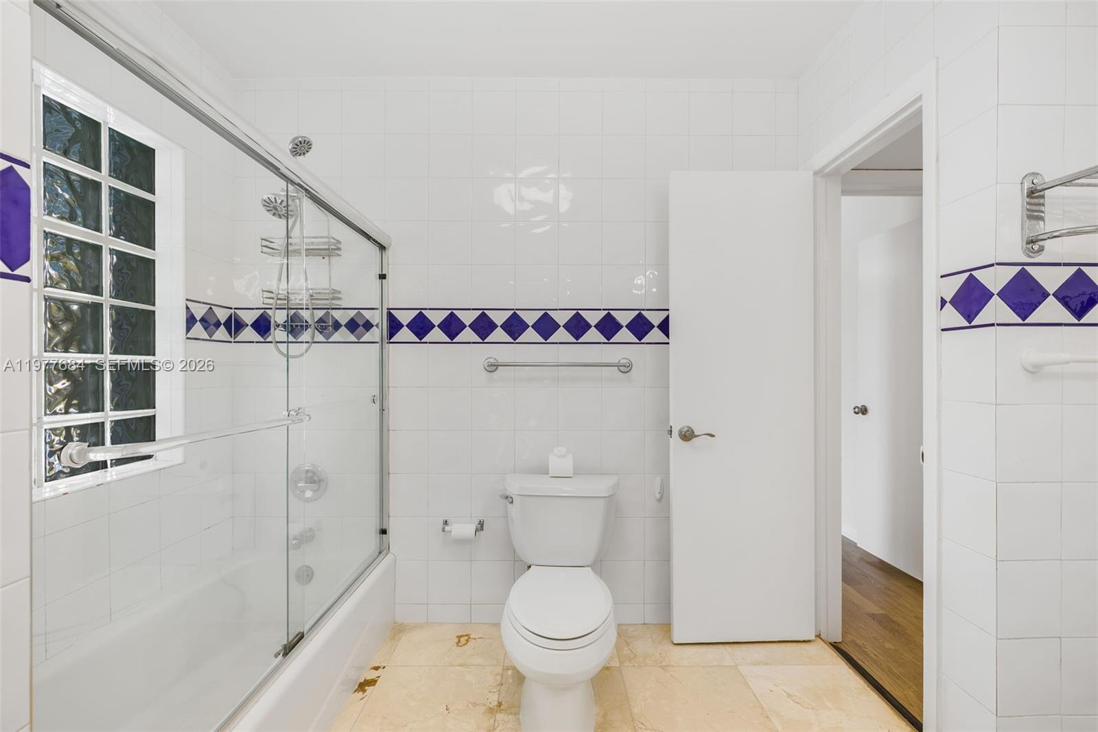 CHAPMAN FIELD HEIGHTS - Residential Lease