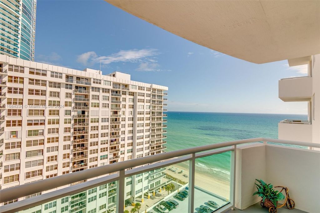 Photo of 3001 S Ocean Dr #1507, Hollywood, FL 33019 (MLS # A11584234)