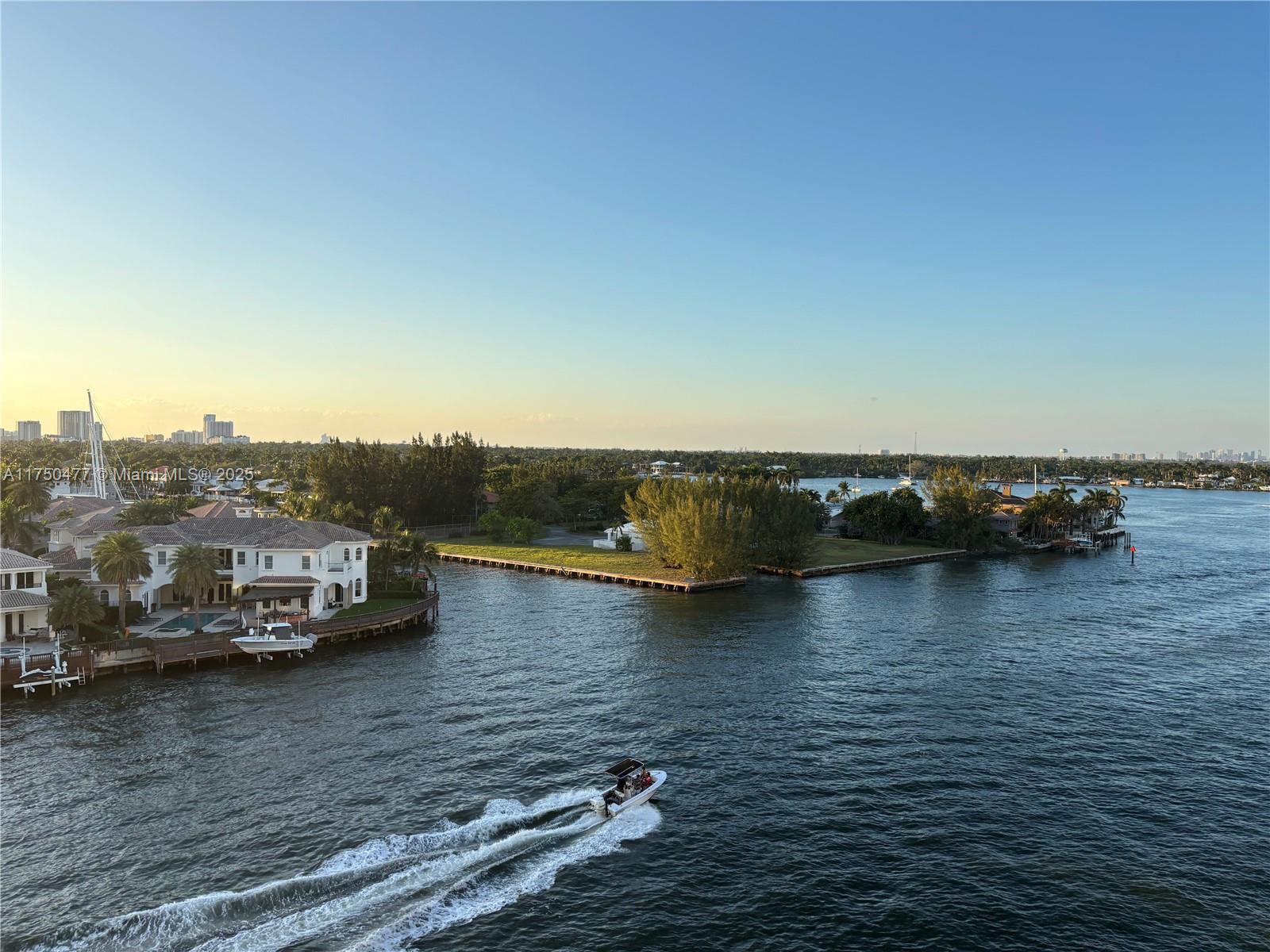 TRAFALGAR TOWERS CONDOMIN - Residential Lease