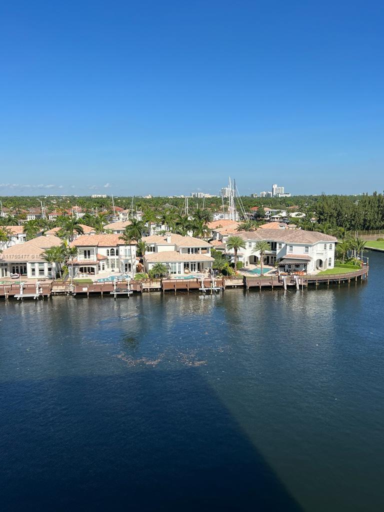 TRAFALGAR TOWERS CONDOMIN - Residential Lease