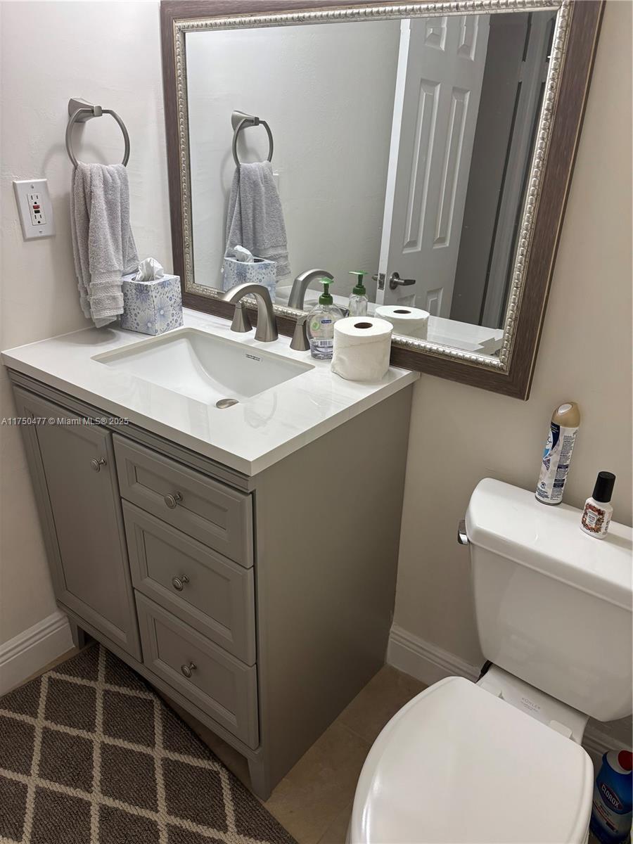 TRAFALGAR TOWERS CONDOMIN - Residential Lease