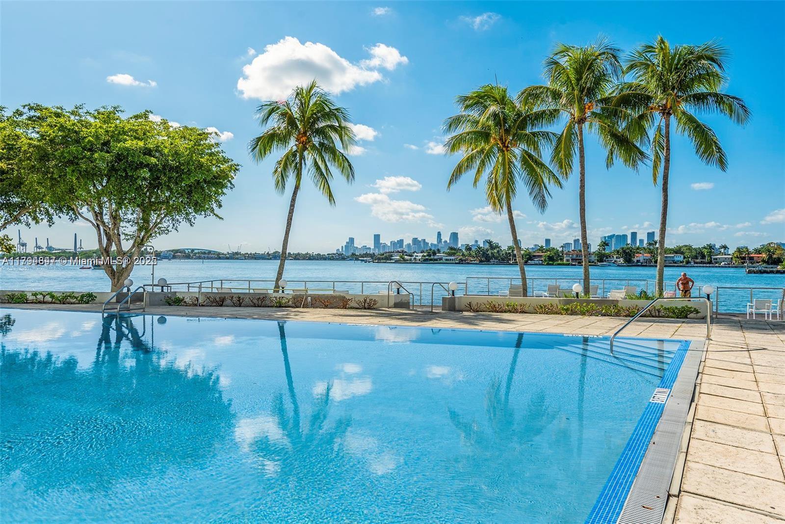 3 Island Ave 07B