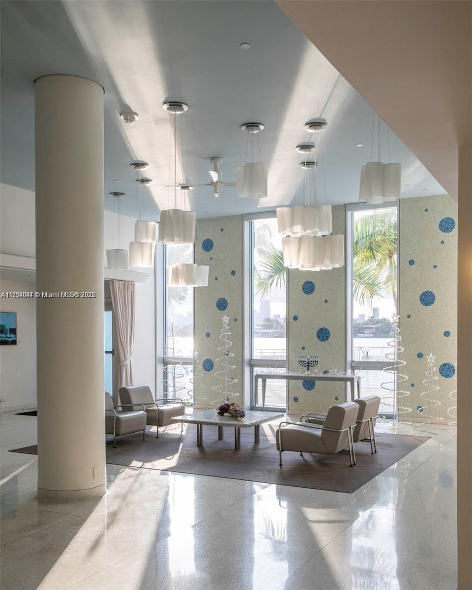 BELLE ISLE - Residential