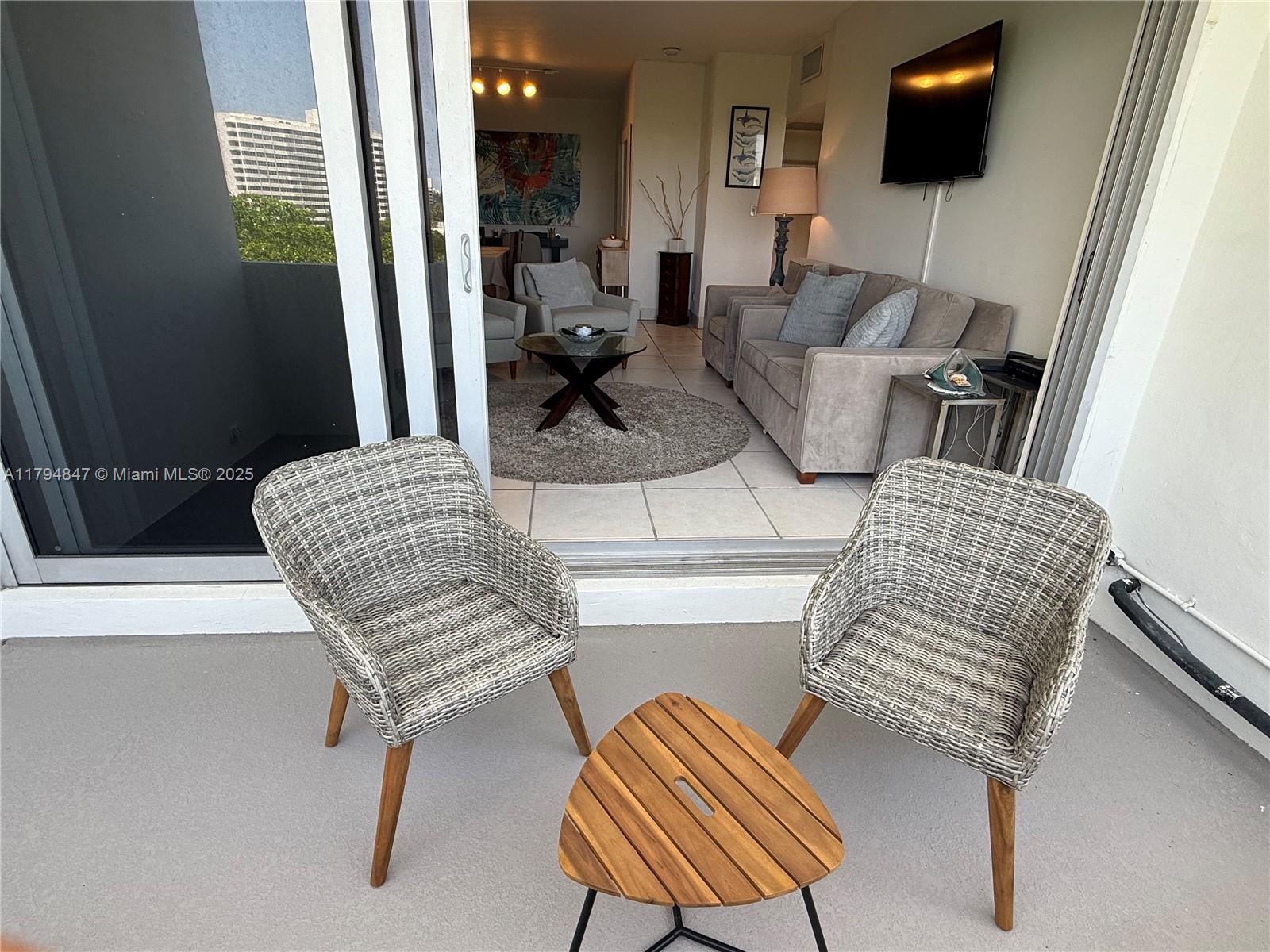 BELLE ISLE - Residential