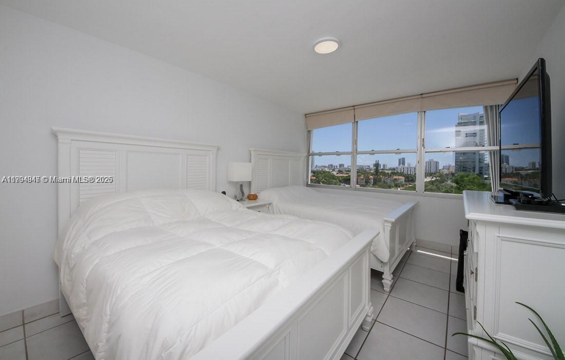 3 Island Ave 07B