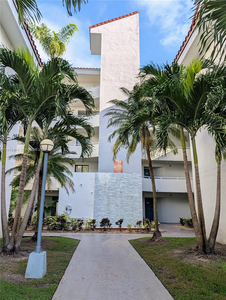 8255 SW 152nd Ave E- PH4