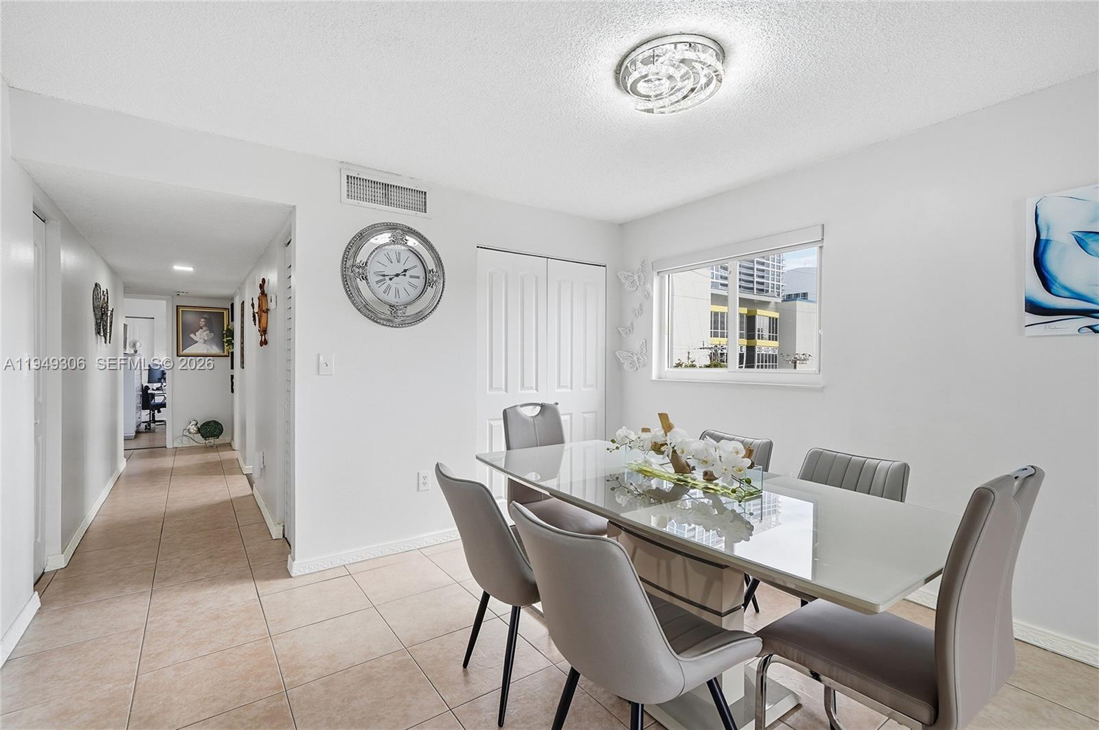 HARDING VILLAS CONDO - Residential